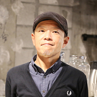 森岡 真也