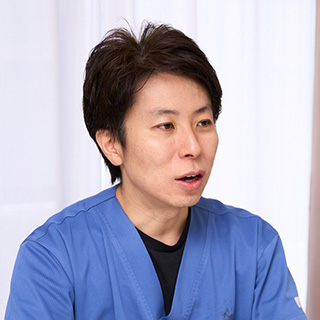 内田 貞輔